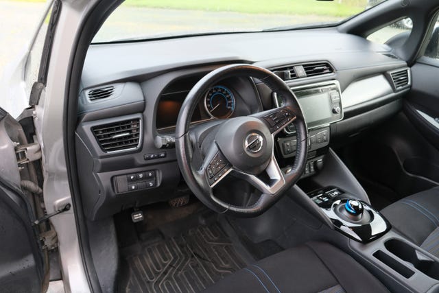 2019 NISSAN LEAF - 18