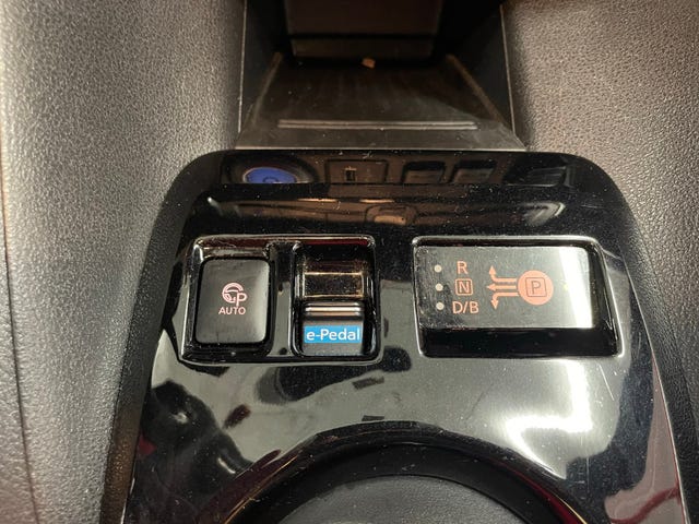2021 NISSAN LEAF - 14