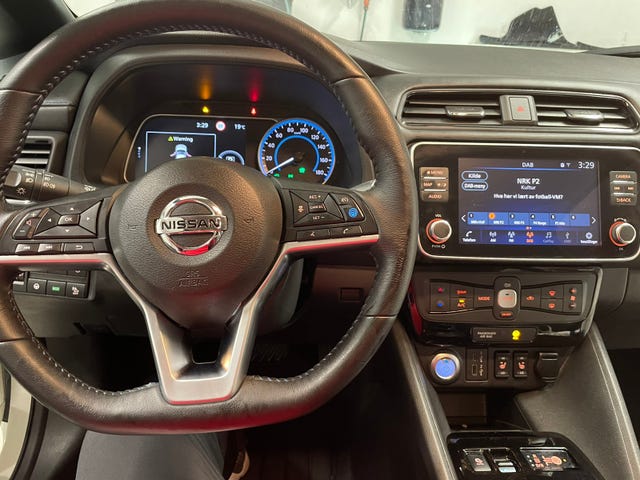 2021 NISSAN LEAF - 9