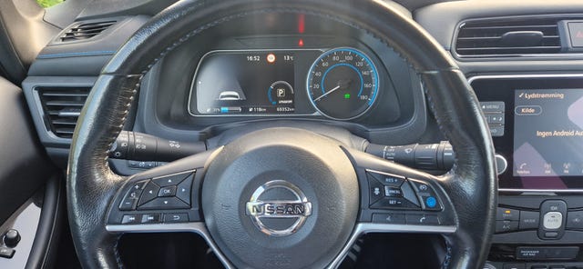 2019 NISSAN LEAF - 22