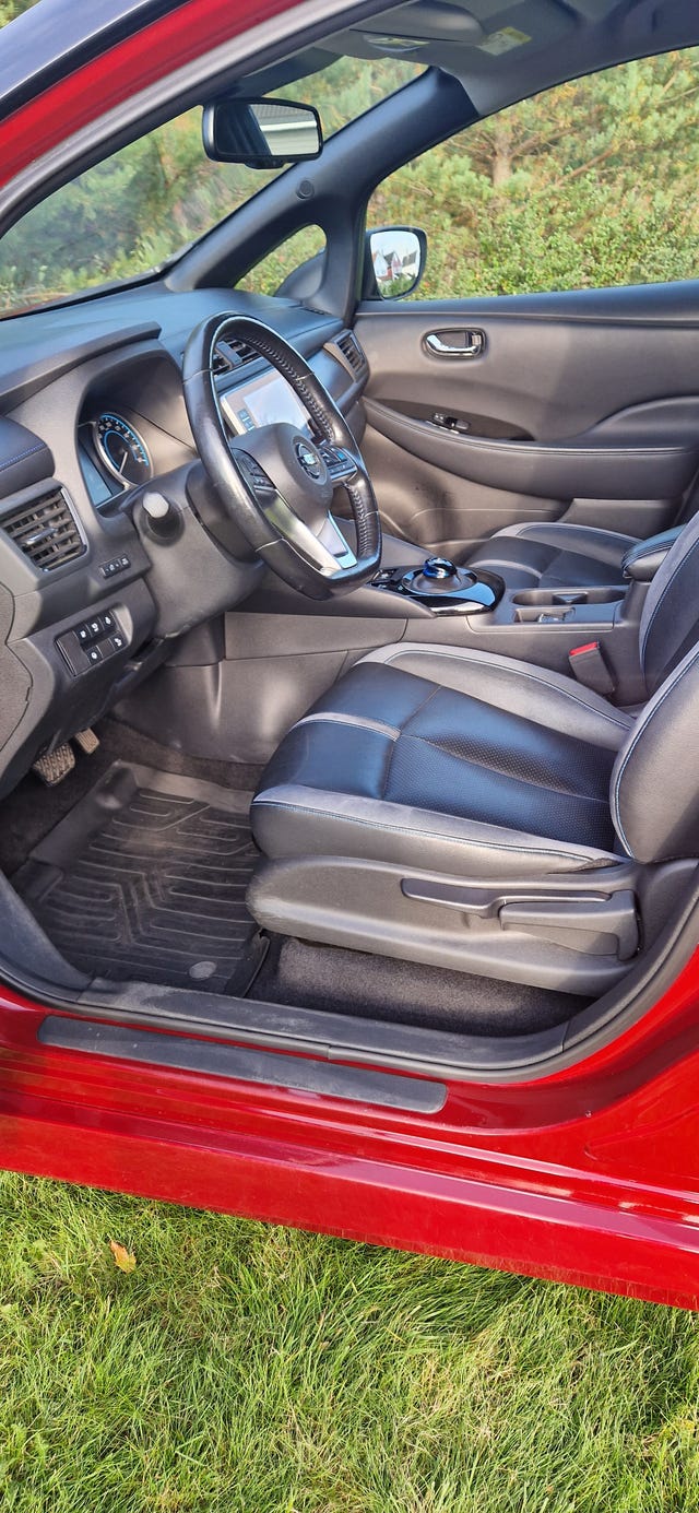 2019 NISSAN LEAF - 20