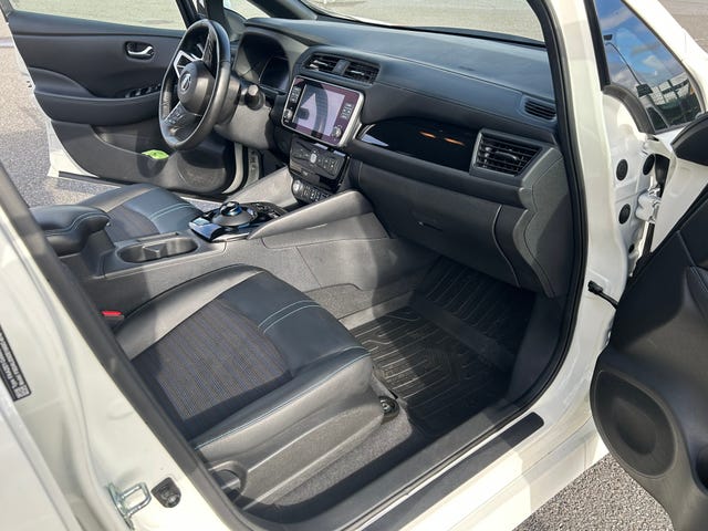 SJNFAAZE1U0130269 2021 NISSAN LEAF-4