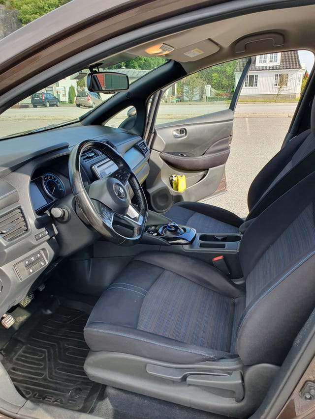 2019 NISSAN LEAF - 21