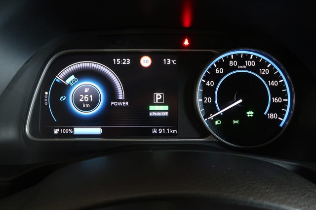 2019 NISSAN LEAF - 16