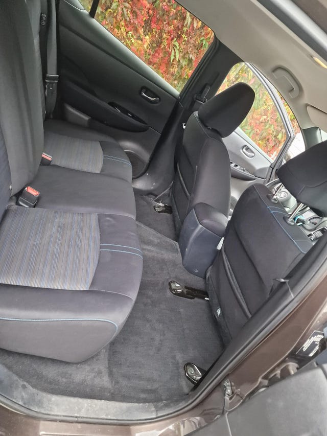 2019 NISSAN LEAF - 24