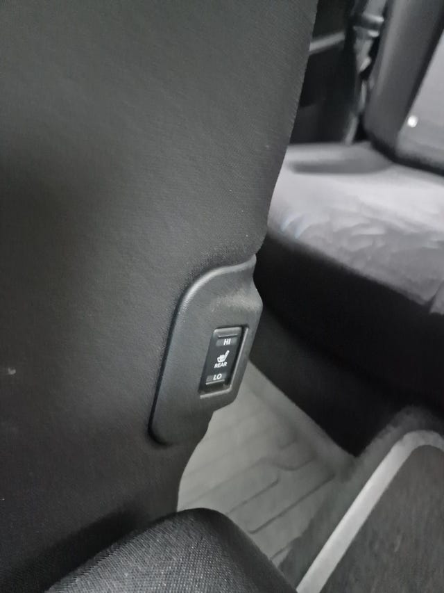 2019 NISSAN LEAF - 37