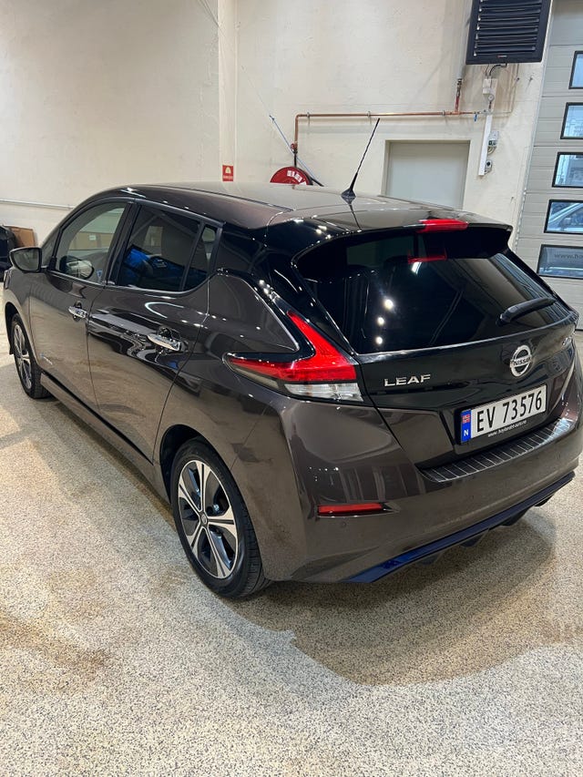 2019 NISSAN LEAF - 8