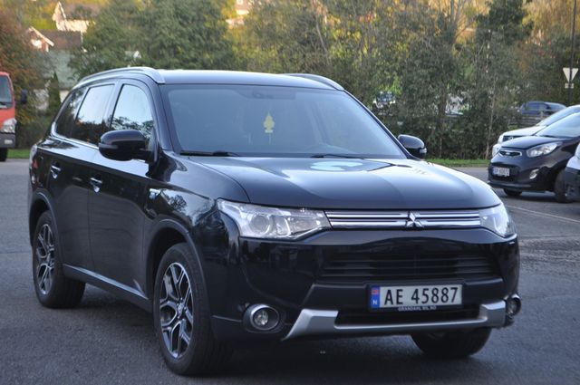 2015 MITSUBISHI OUTLANDER - 4