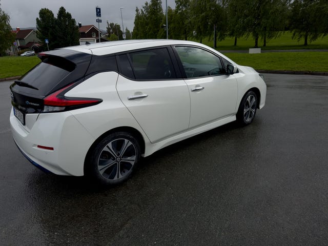 SJNFAAZE1U0059233 2019 NISSAN LEAF-2