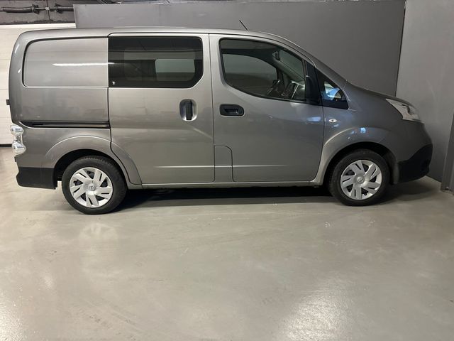 2015 NISSAN E-NV200 - 8