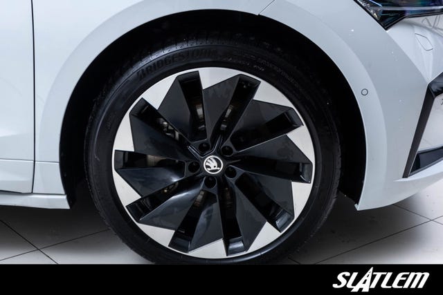 2022 SKODA ENYAQ - 9