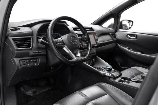2021 NISSAN LEAF - 15