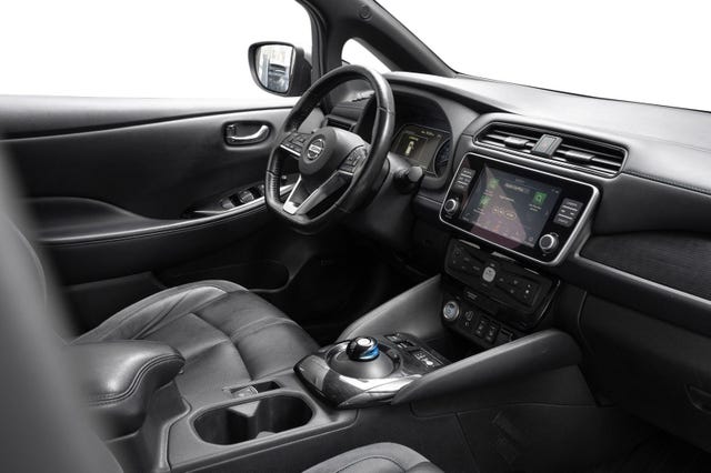 2021 NISSAN LEAF - 19