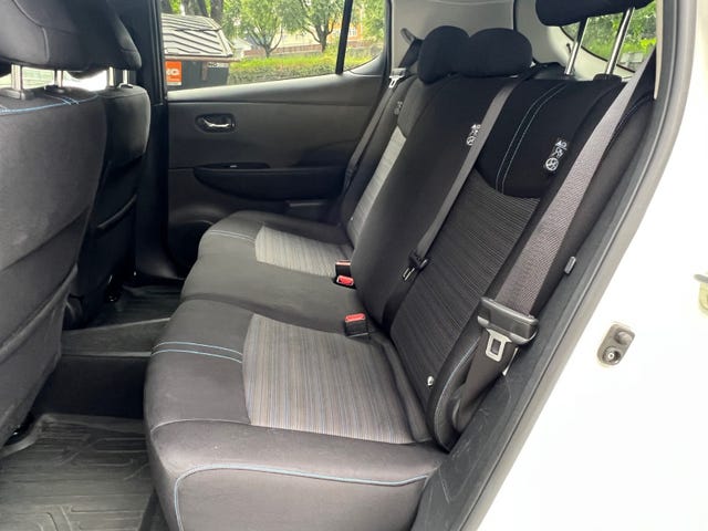 2019 NISSAN LEAF - 18