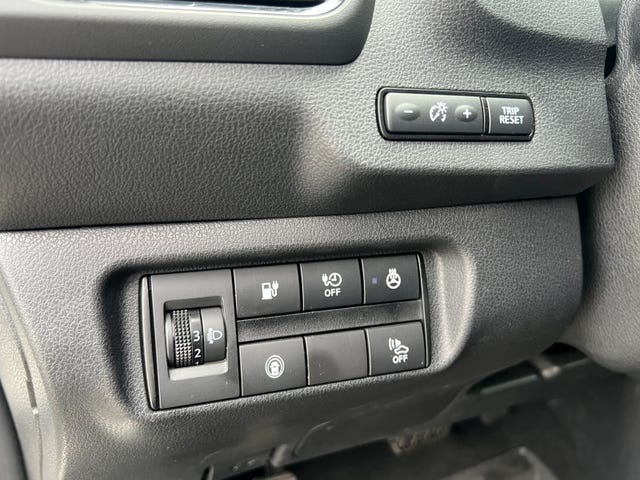 2019 NISSAN LEAF - 17