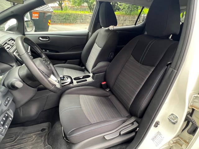 2019 NISSAN LEAF - 9
