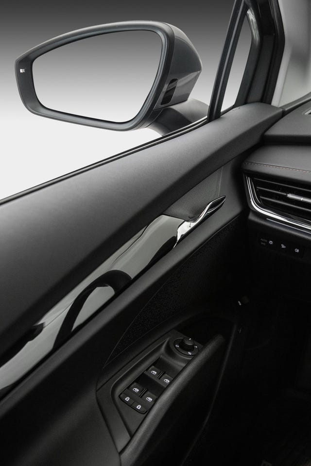 2022 SKODA ENYAQ - 24