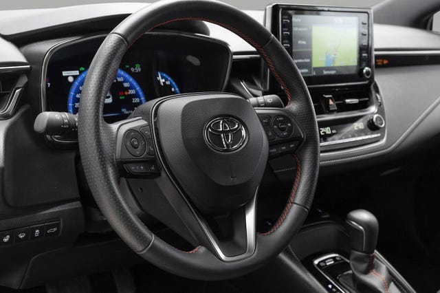 2022 TOYOTA COROLLA - 11