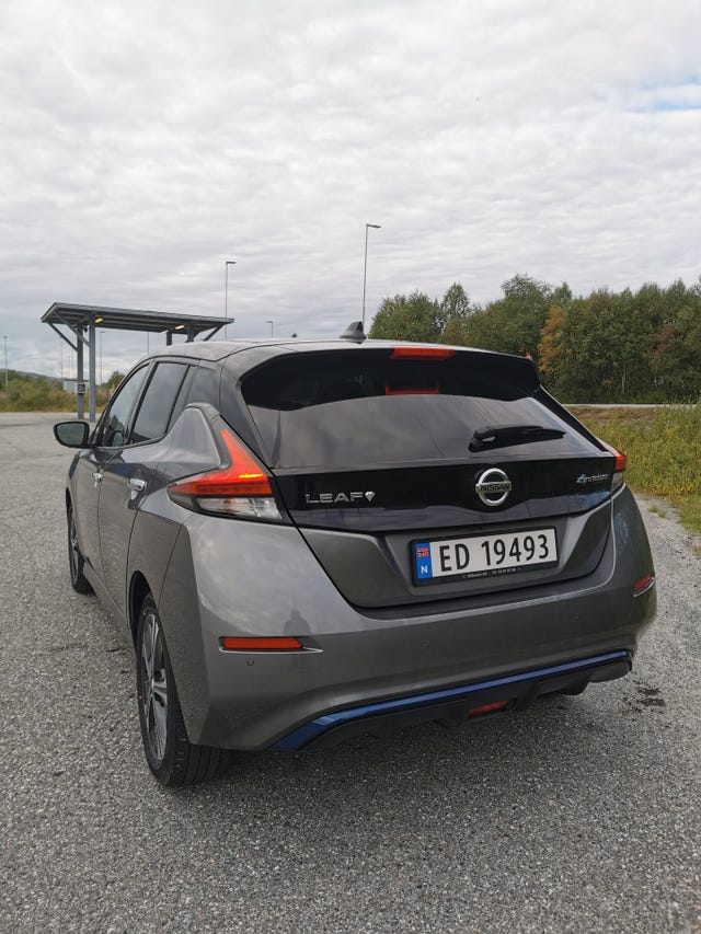 null 2021 NISSAN LEAF-2