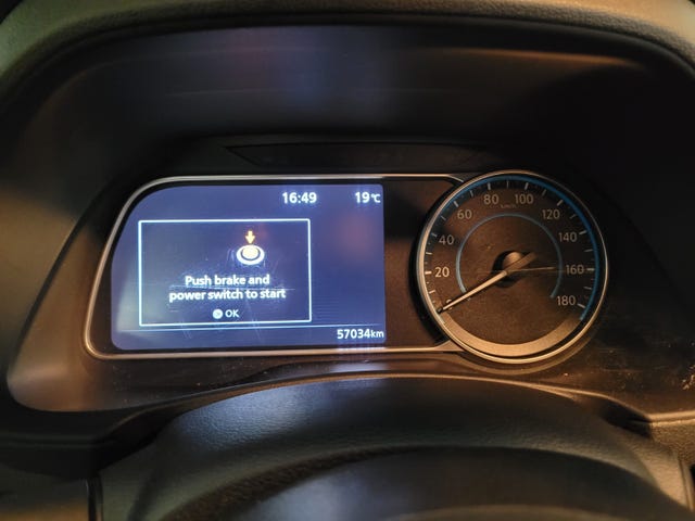 2021 NISSAN LEAF - 13