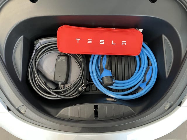 2022 TESLA MODEL 3 - 40