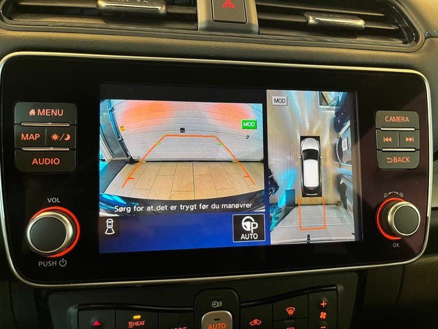 2021 NISSAN LEAF - 17