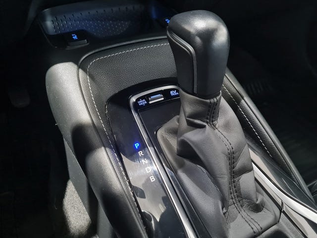 2021 TOYOTA COROLLA - 19