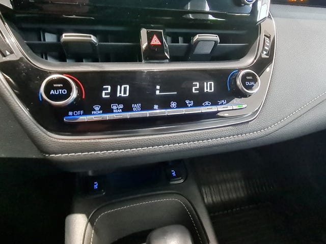 2021 TOYOTA COROLLA - 18