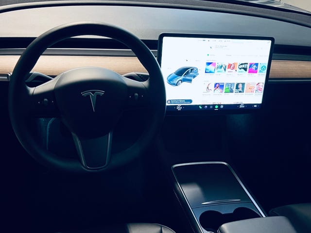 2022 TESLA MODEL 3 - 9