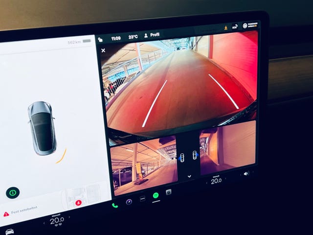 2022 TESLA MODEL 3 - 11