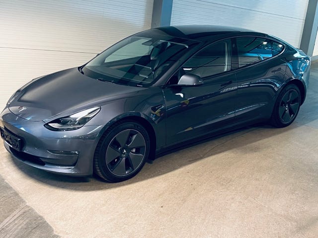 LRW3E7EK5NC512521 2022 TESLA MODEL 3-2