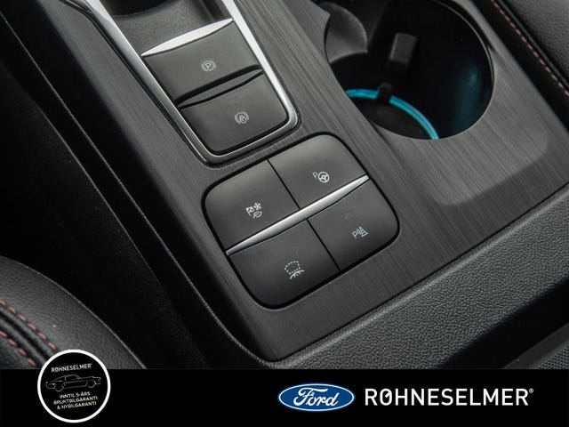 2022 FORD KUGA - 11
