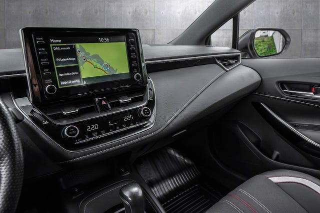 2020 TOYOTA COROLLA - 19