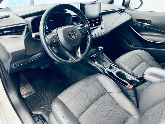 2022 TOYOTA COROLLA - 12