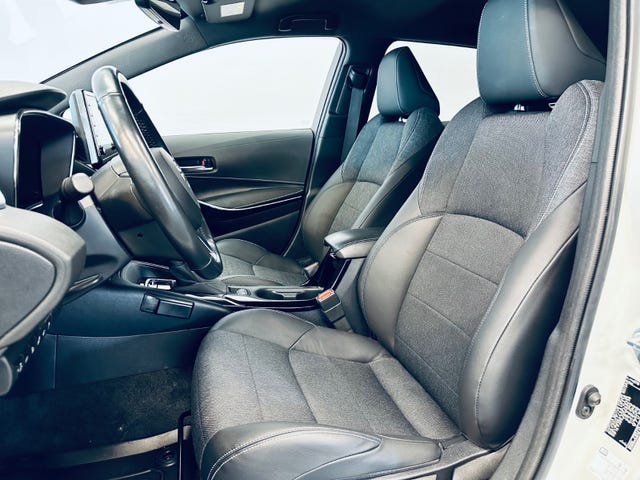 2022 TOYOTA COROLLA - 13