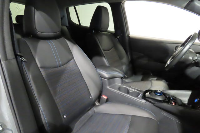 2021 NISSAN LEAF - 24