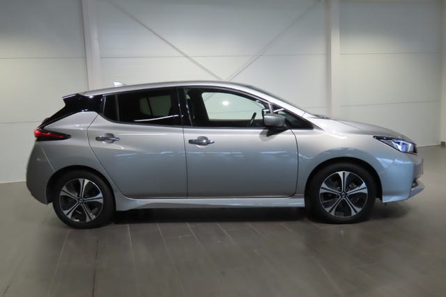 SJNFAAZE1U0123240 2021 NISSAN LEAF-4
