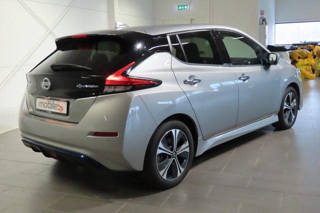 2021 NISSAN LEAF - 7