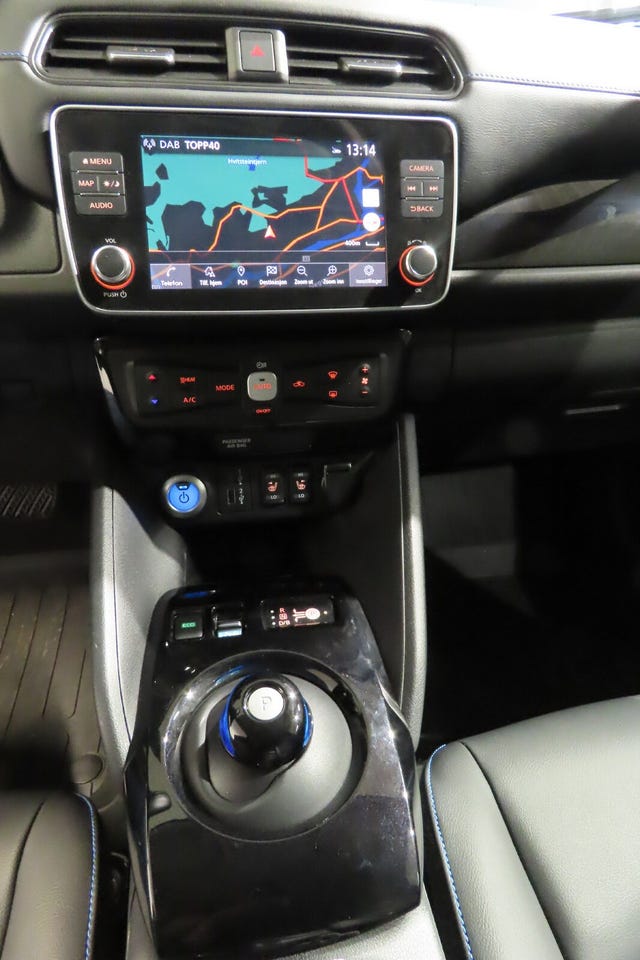 2021 NISSAN LEAF - 20