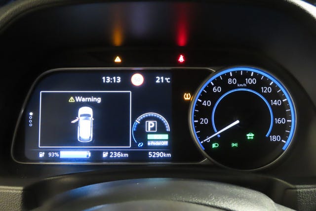 2021 NISSAN LEAF - 14
