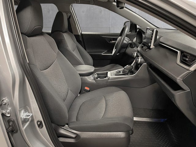 2021 TOYOTA RAV4 - 18