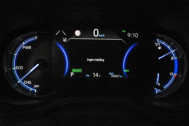 2021 TOYOTA RAV4 - 19