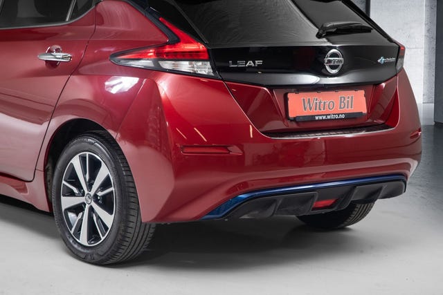 2021 NISSAN LEAF - 8