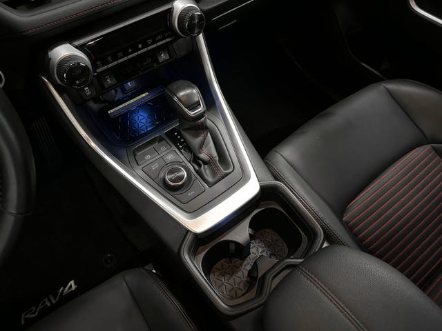 2021 TOYOTA RAV4 - 25