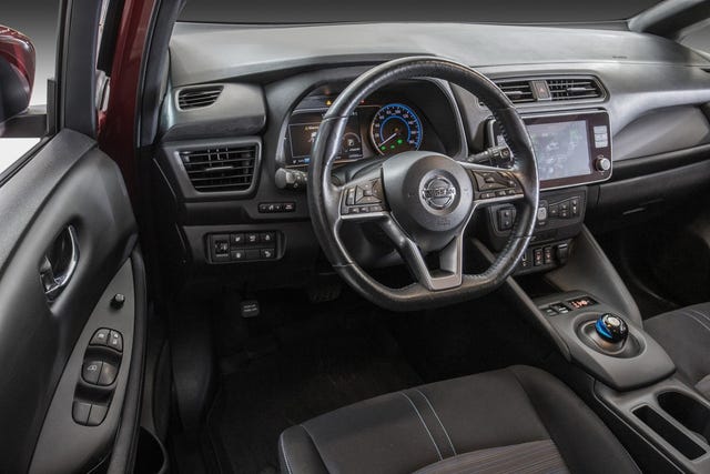 2021 NISSAN LEAF - 16
