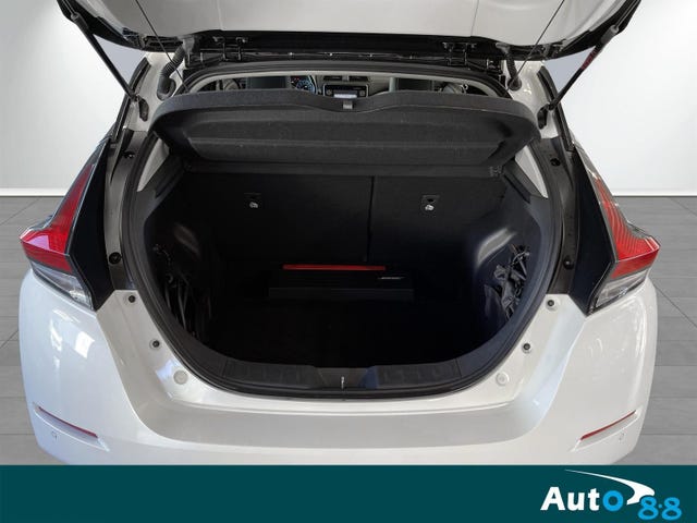 2019 NISSAN LEAF - 13