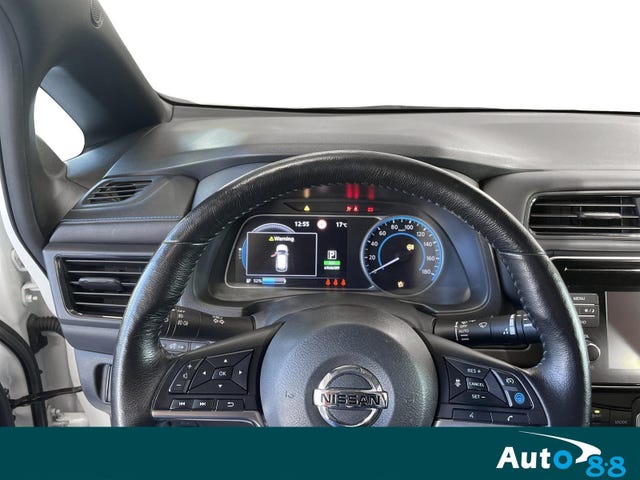 2019 NISSAN LEAF - 8