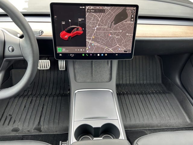 2022 TESLA MODEL 3 - 12