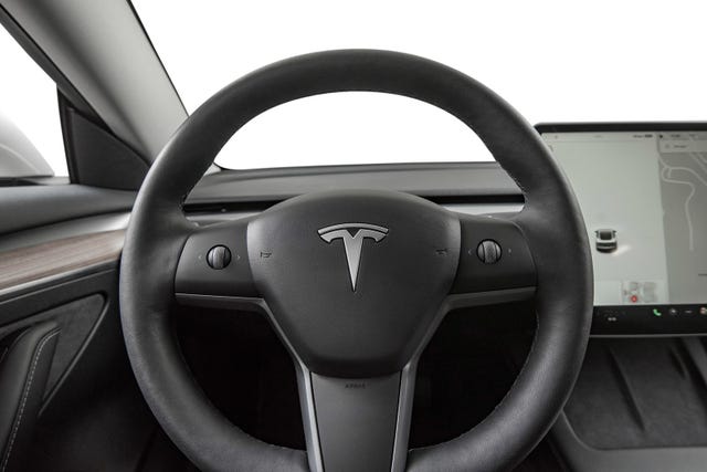 2022 TESLA MODEL 3 - 16