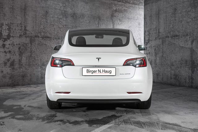 LRW3E7EK5NC510218 2022 TESLA MODEL 3-5